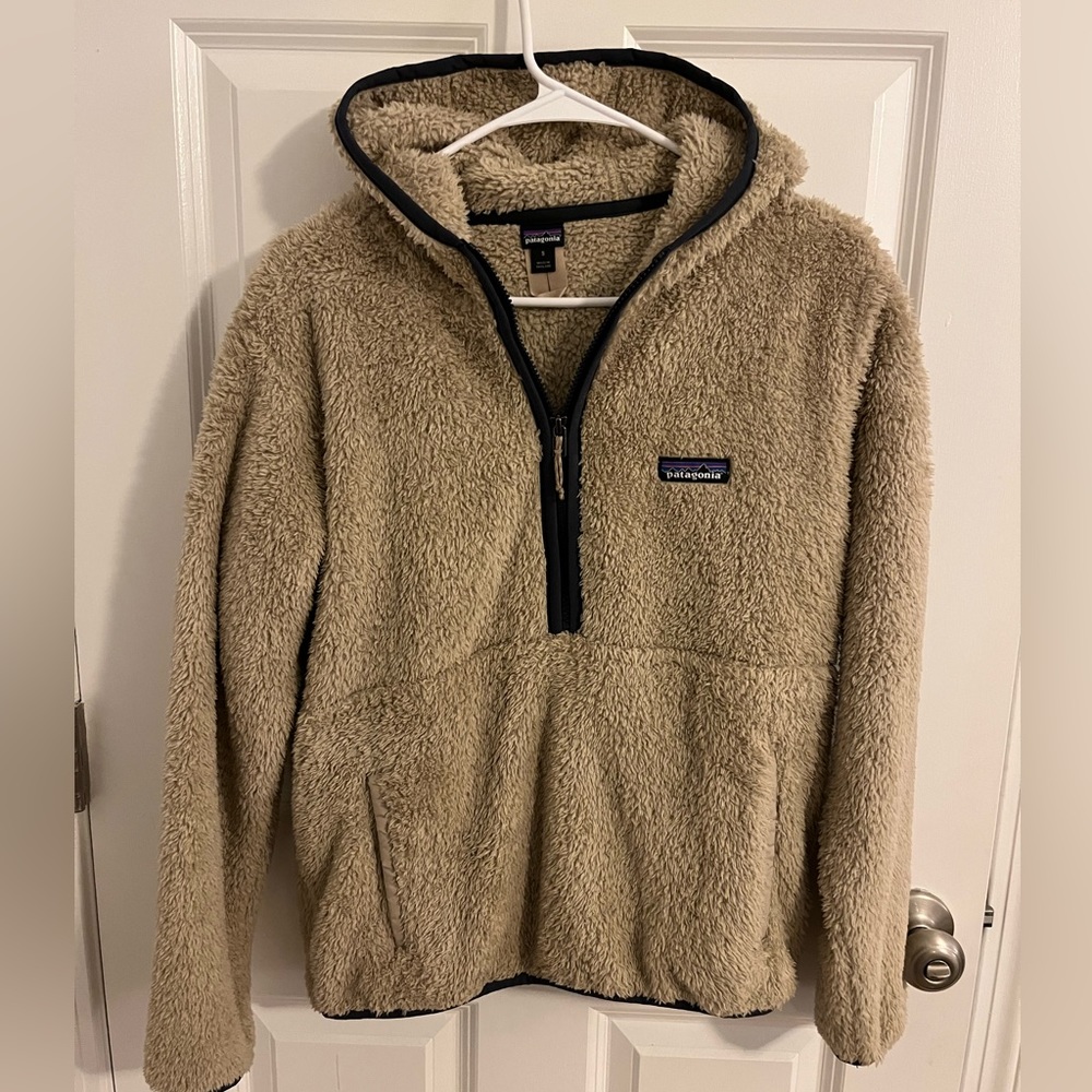 Tan Fluffy Quarter Zip Patagonia Fleece